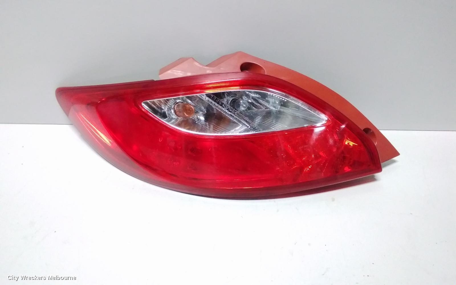 MAZDA 2 LEFT TAILLIGHT, HATCH, DE SERIES, 09/2007 - 09/2014 - Image 2