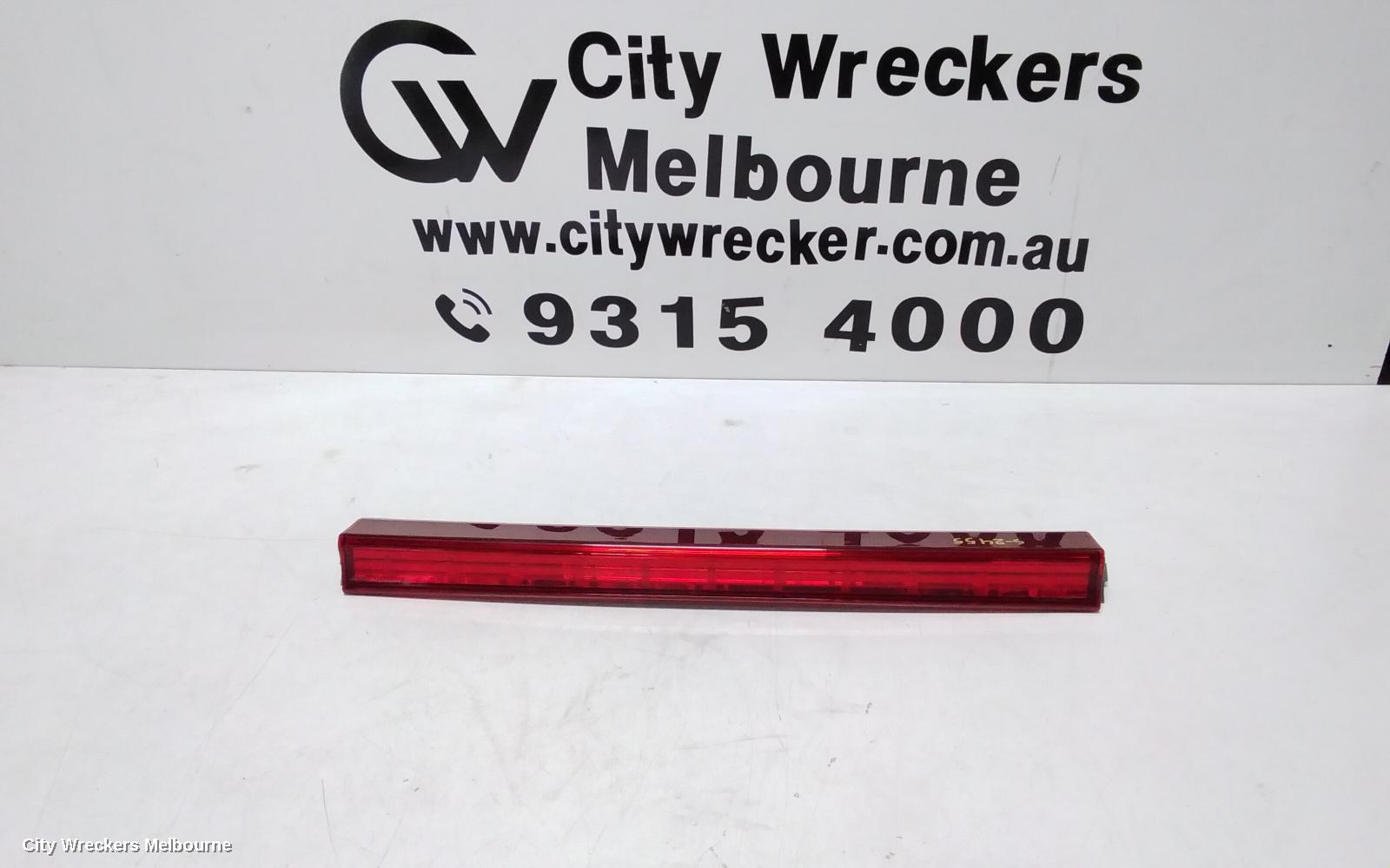 TOYOTA ESTIMA REAR GARNISH, TAILGATE LAMP (CENTRE), LENS# 28-194, XR50, 05-19 (IMPORT) - Image 1