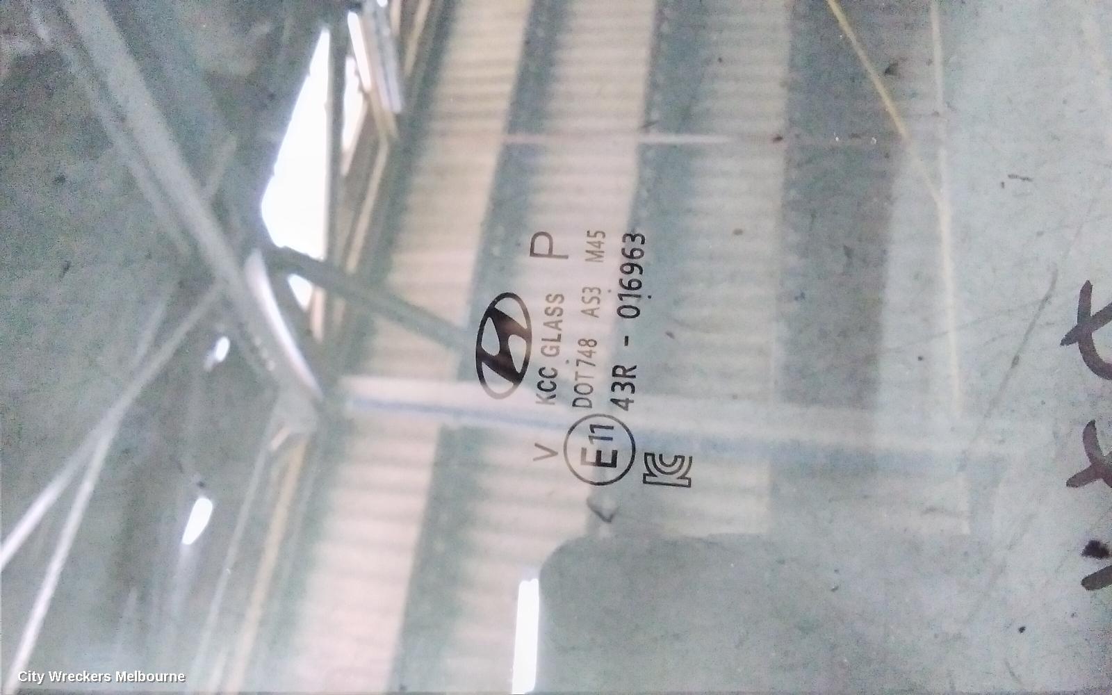 HYUNDAI SANTA FE RIGHT REAR DOOR WINDOW, MX5, 11/2023 ONWARDS - Image 3