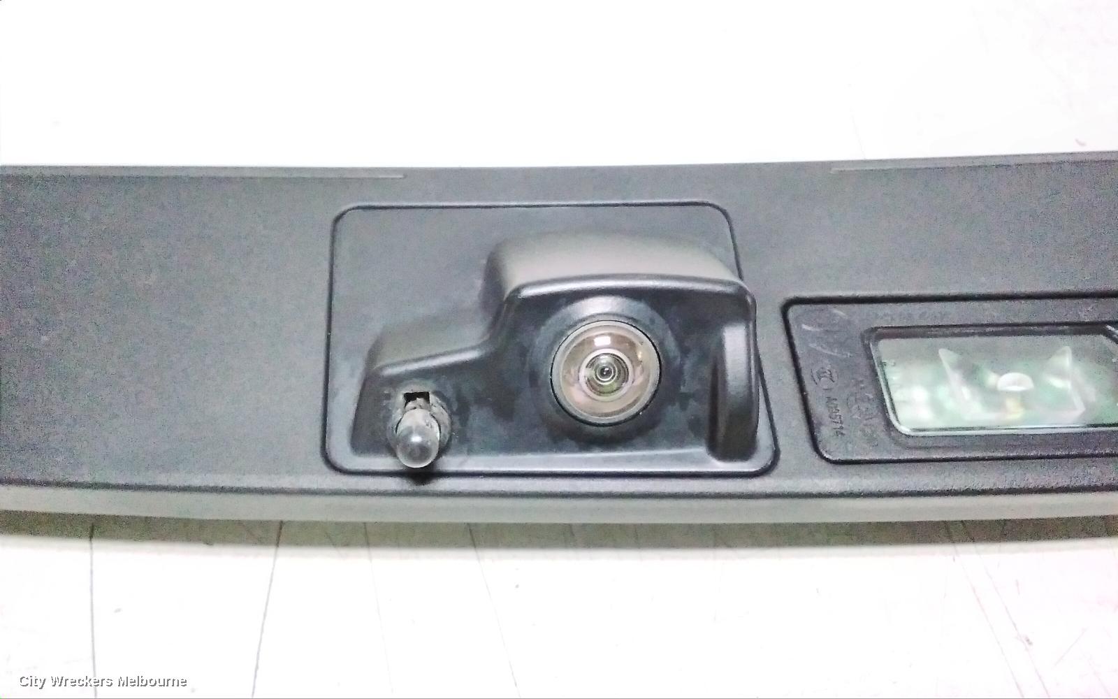 LAND ROVER RANGEROVER VELAR REVERSE CAMERA, L560, 05/2017 ONWARDS - Image 3