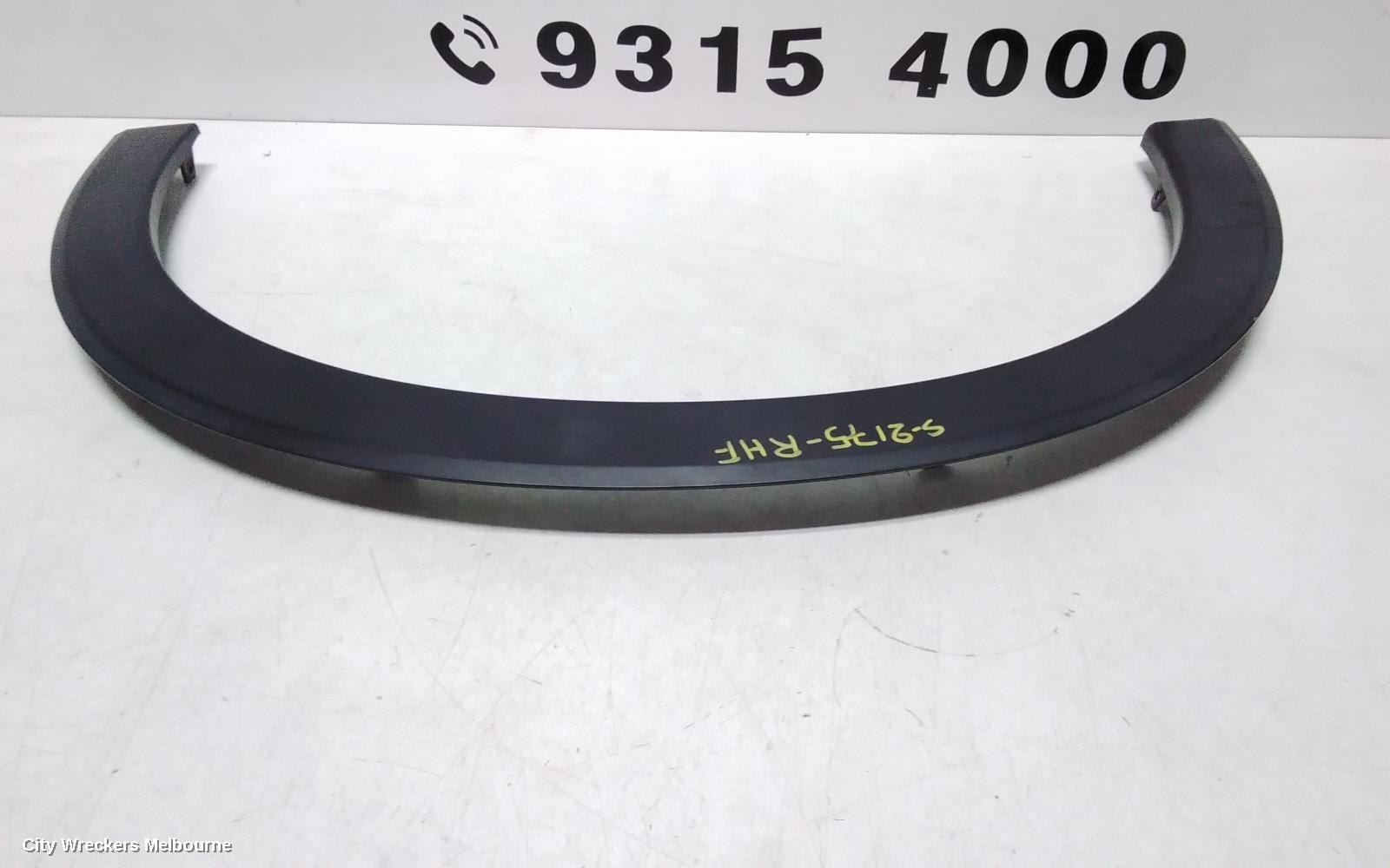 HONDA HRV WHEEL ARCH FLARE, RH FRONT, RU5, 12/2014 - 10/2021 - Image 2