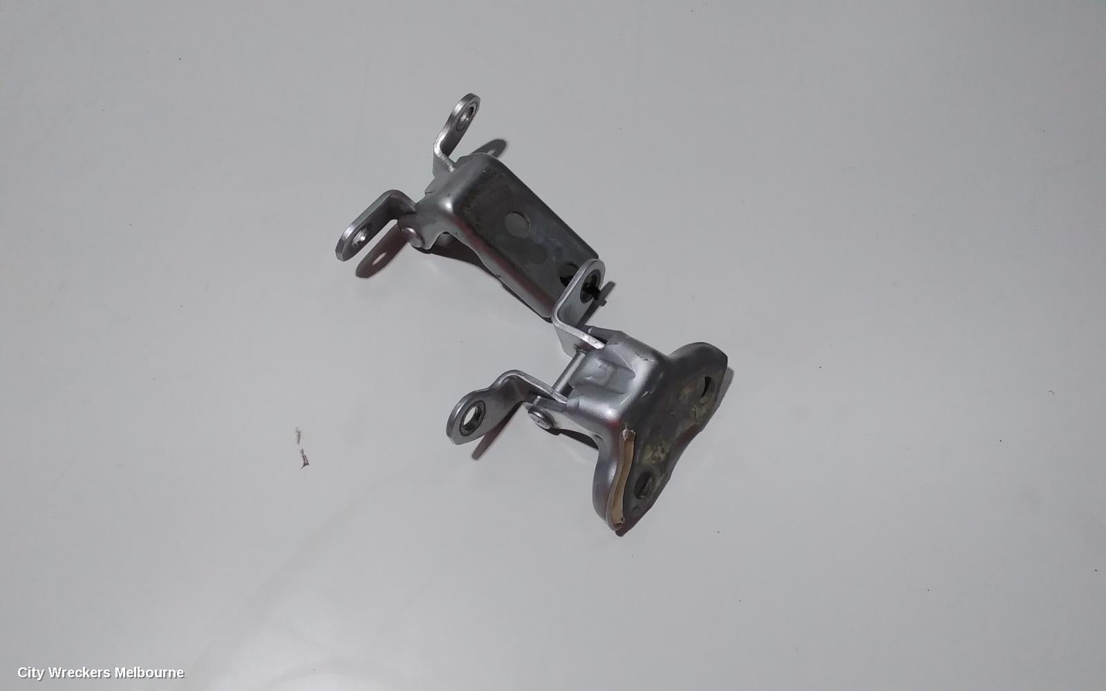 TOYOTA COROLLA DOOR HINGE/RUNNER, UPPER, RH FRONT, ZRE182R, 08/2012 - 06/2018 - Image 3