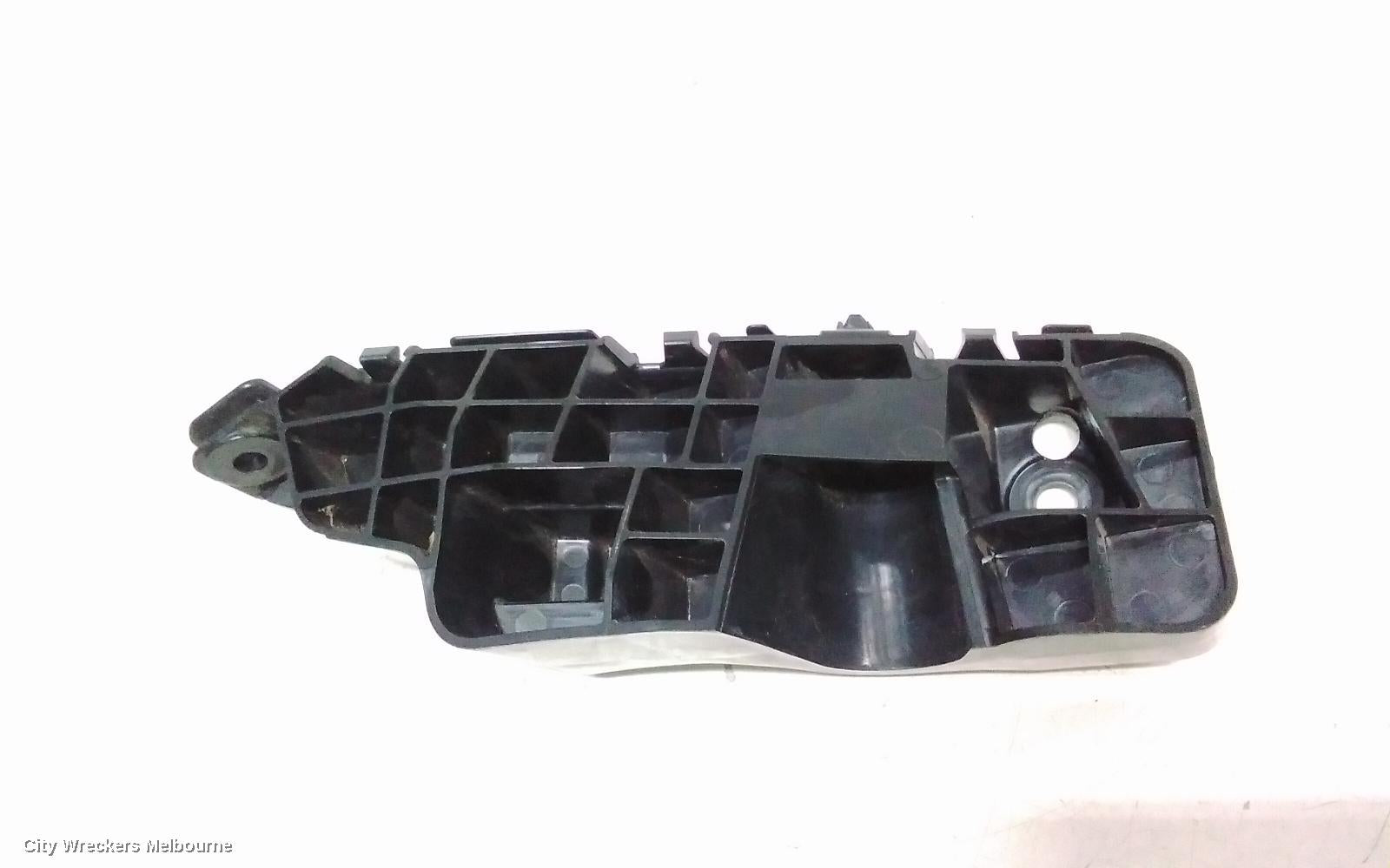 SUZUKI SWIFT, FZ, 02/2011 - 03/2017, RHF BAR BRACKET / RETAINER: 116766 - Image 3
