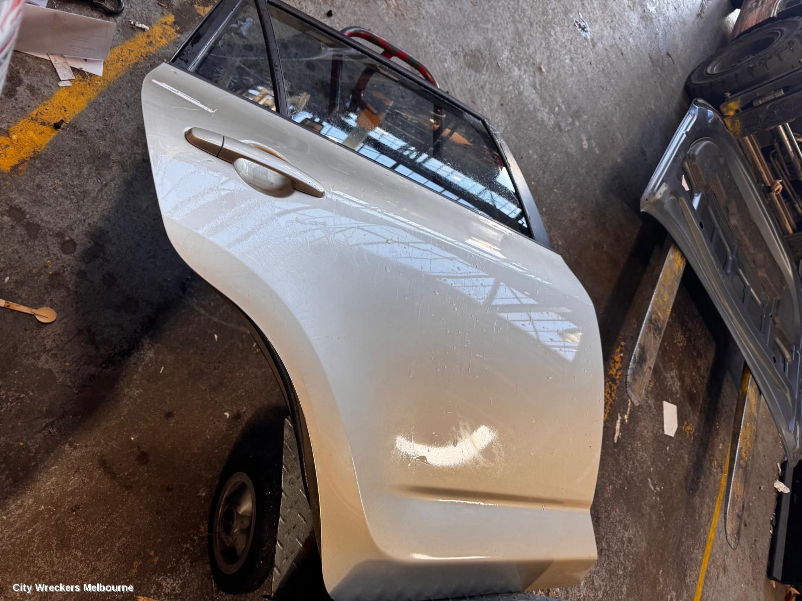 TOYOTA RAV4 RIGHT REAR DOOR, ACA33/ACA38, LWB, CV/EDGE, NON FLARE TYPE, 11/2005 - 11/2012 - Image 2