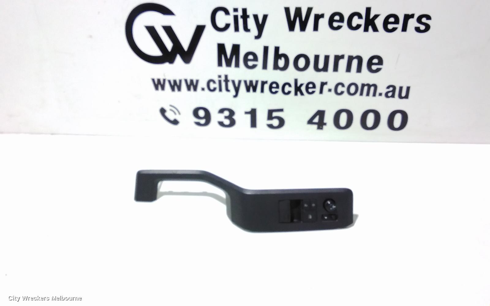 TOYOTA HIACE PWR DR WIND SWITCH, RH FRONT (MASTER SWITCH), 300 SERIES, 04/2019 ONWARDS - Image 1