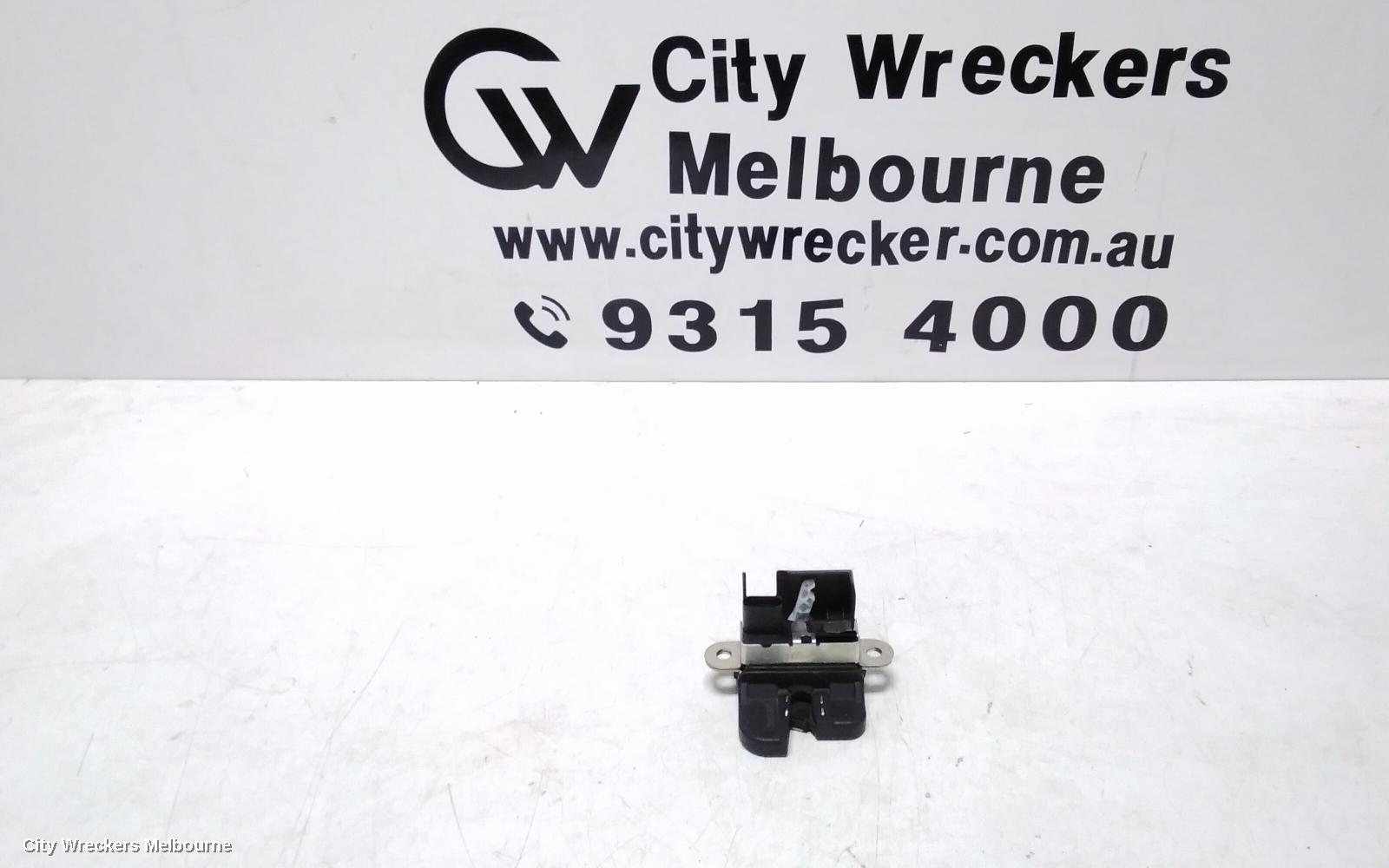 VOLKSWAGEN CADDY DOOR/BOOT/GATE LOCK, TAILGATE LOCK, 2KN, 07/2015 - 02/2021 - Image 1
