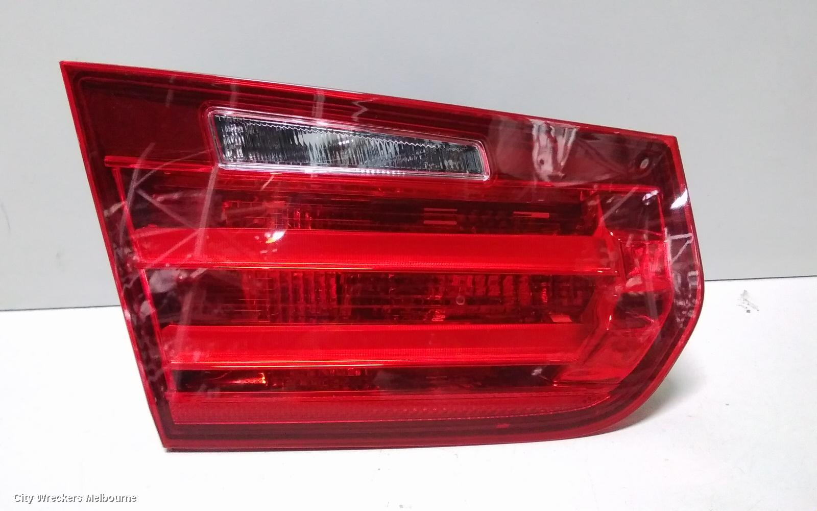 BMW 3 SERIES REAR GARNISH, BOOTLID LAMP (LH SIDE), NON LED TYPE, F30/F31/F80, 11/2011 - 05/2015 - Image 2