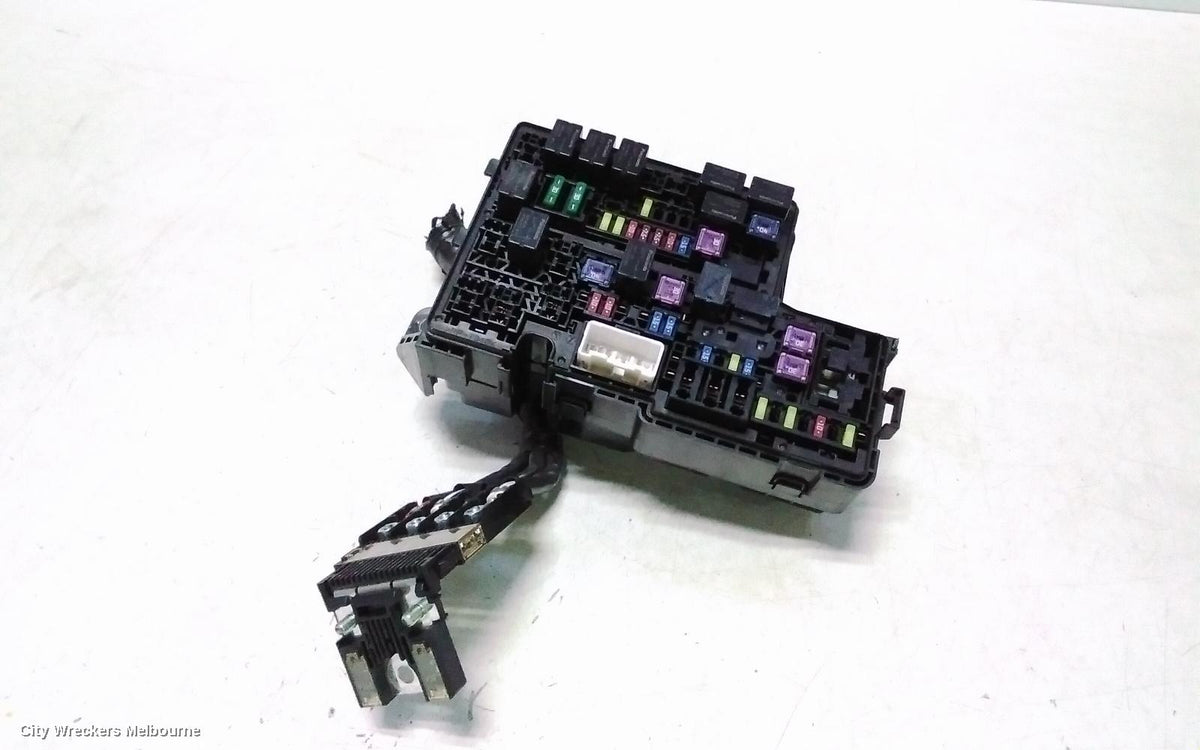 MITSUBISHI PAJERO FUSE BOX, ENGINE BAY, QE-QF, PAJERO SPORT, 10/2015 ONWARDS - Image 1