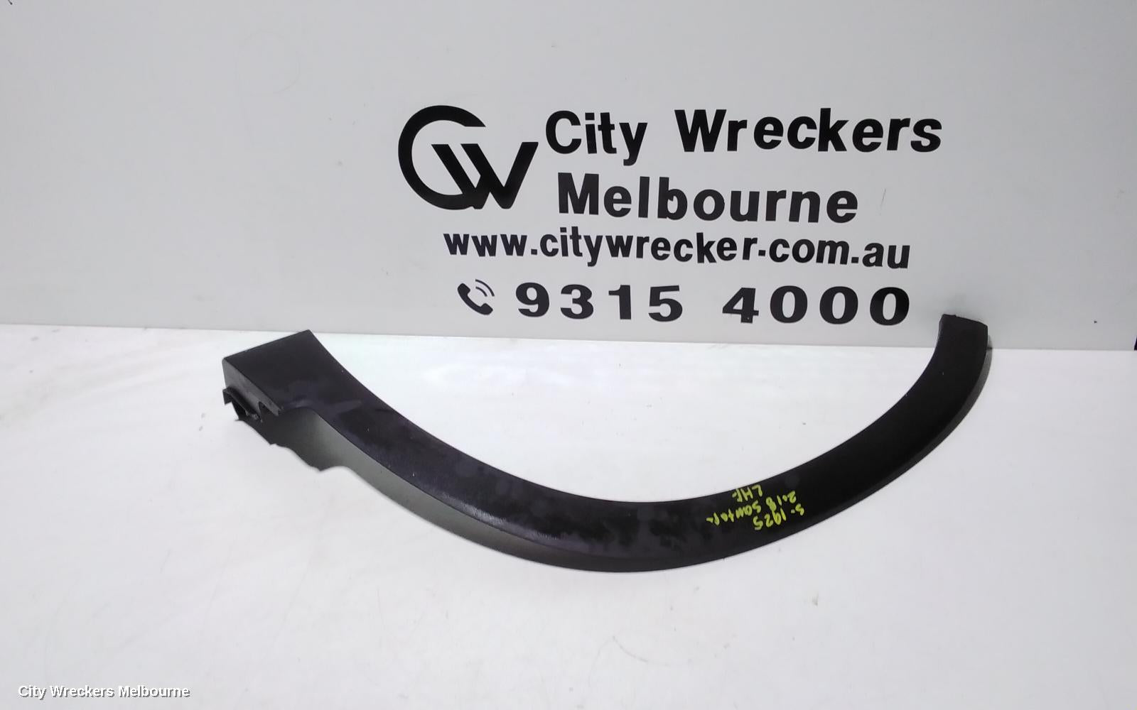 HYUNDAI SANTA FE WHEEL ARCH FLARE, LH FRONT, TM, 03/2018 ONWARDS - Image 2