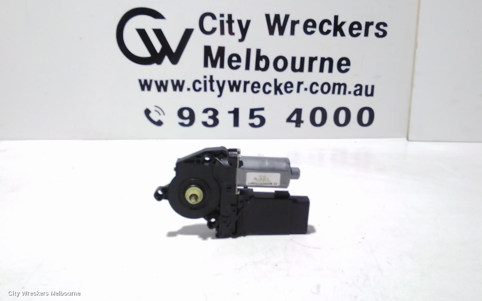 VOLKSWAGEN GOLF LEFT FRONT WINDOW REG/MOTOR, 5DR HATCH POWER - MOTOR ONLY 09/1998 - 04/2004 - Image 1