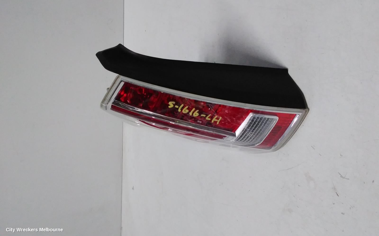 CHRYSLER 300C LEFT TAILLIGHT, LX2, 07/2012 - 12/2014 - Image 3