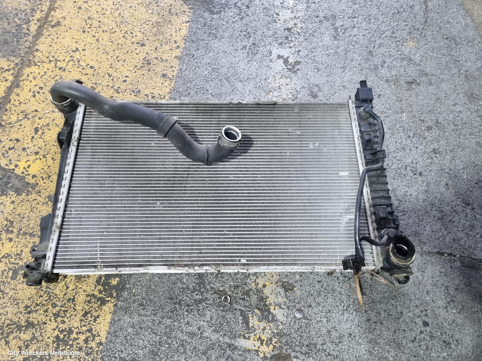 MERCEDES C CLASS RADIATOR, W203/S203/CL203, 11/2000 - 06/2007 - Image 2