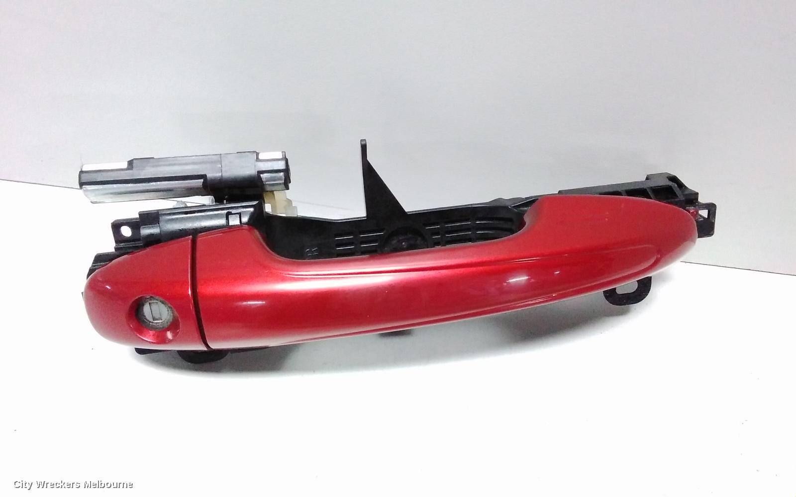 TOYOTA RAV4 DOOR HANDLE, OUTER, RH FRONT, GXL/CRUISER, COLOUR CODED, XA40, 12/2012 - 11/2018 - Image 2