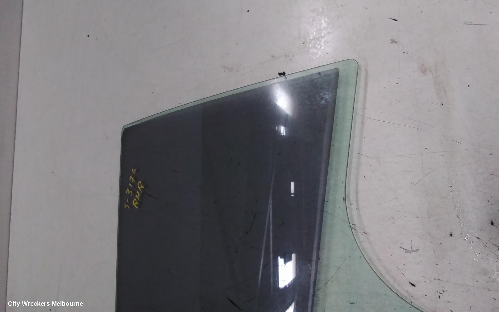 MAZDA 3 RIGHT REAR DOOR WINDOW, BL, STANDARD TINT TYPE, HATCH, 04/2009 - 10/2013 - Image 3