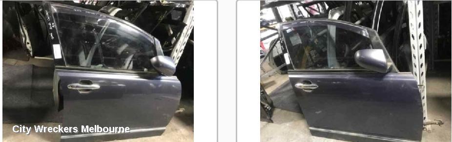 HOLDEN ASTRA RIGHT FRONT DOOR, TS, SEDAN/5DR HATCH, NON TONGUE TYPE HINGE, 09/1998 - 10/2006 - Image 1