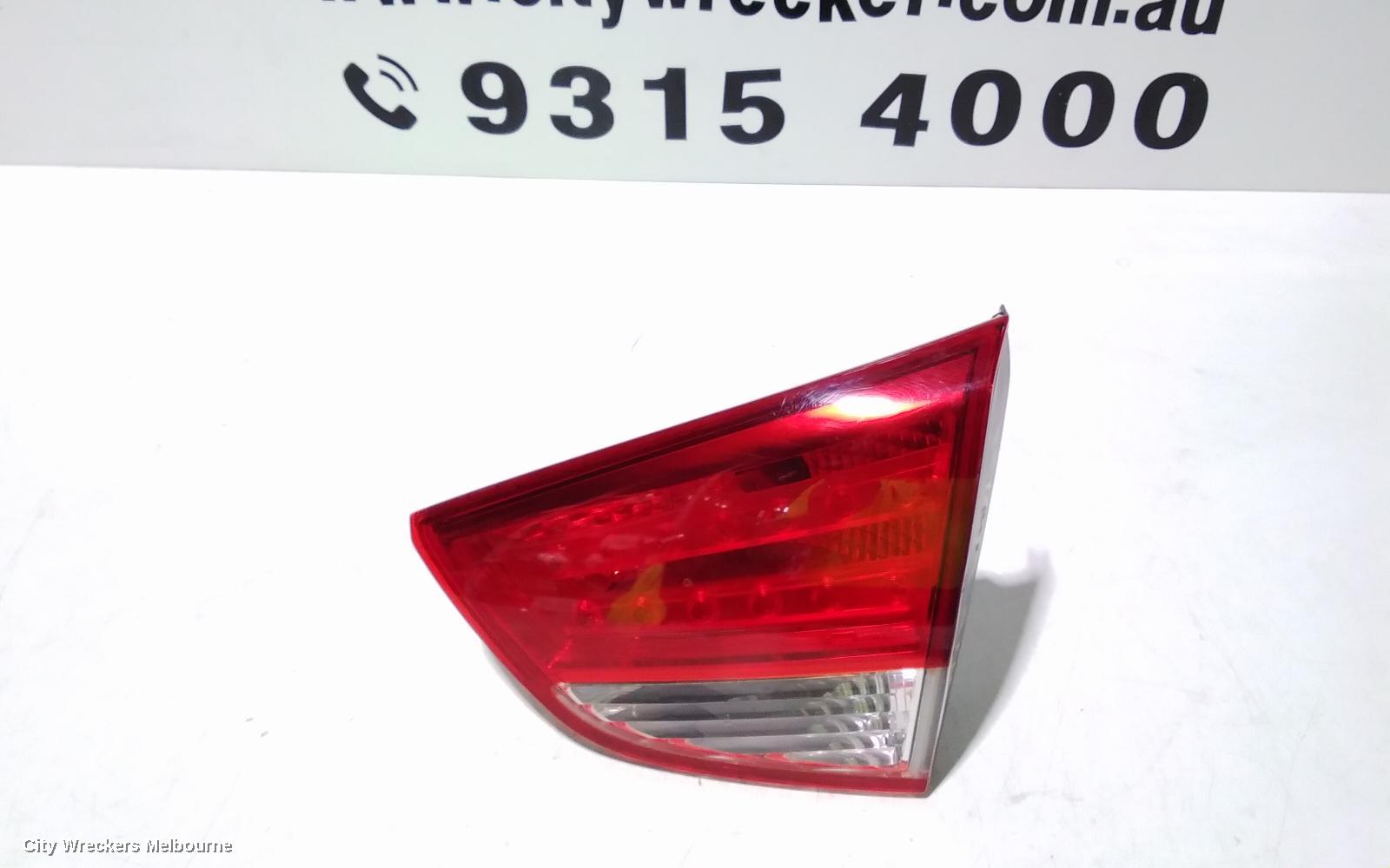 HYUNDAI IX35 REAR GARNISH, TAILGATE LAMP (RH SIDE), LM SERIES (VIN TMAJ), 10/2013 - 01/2016 - Image 3