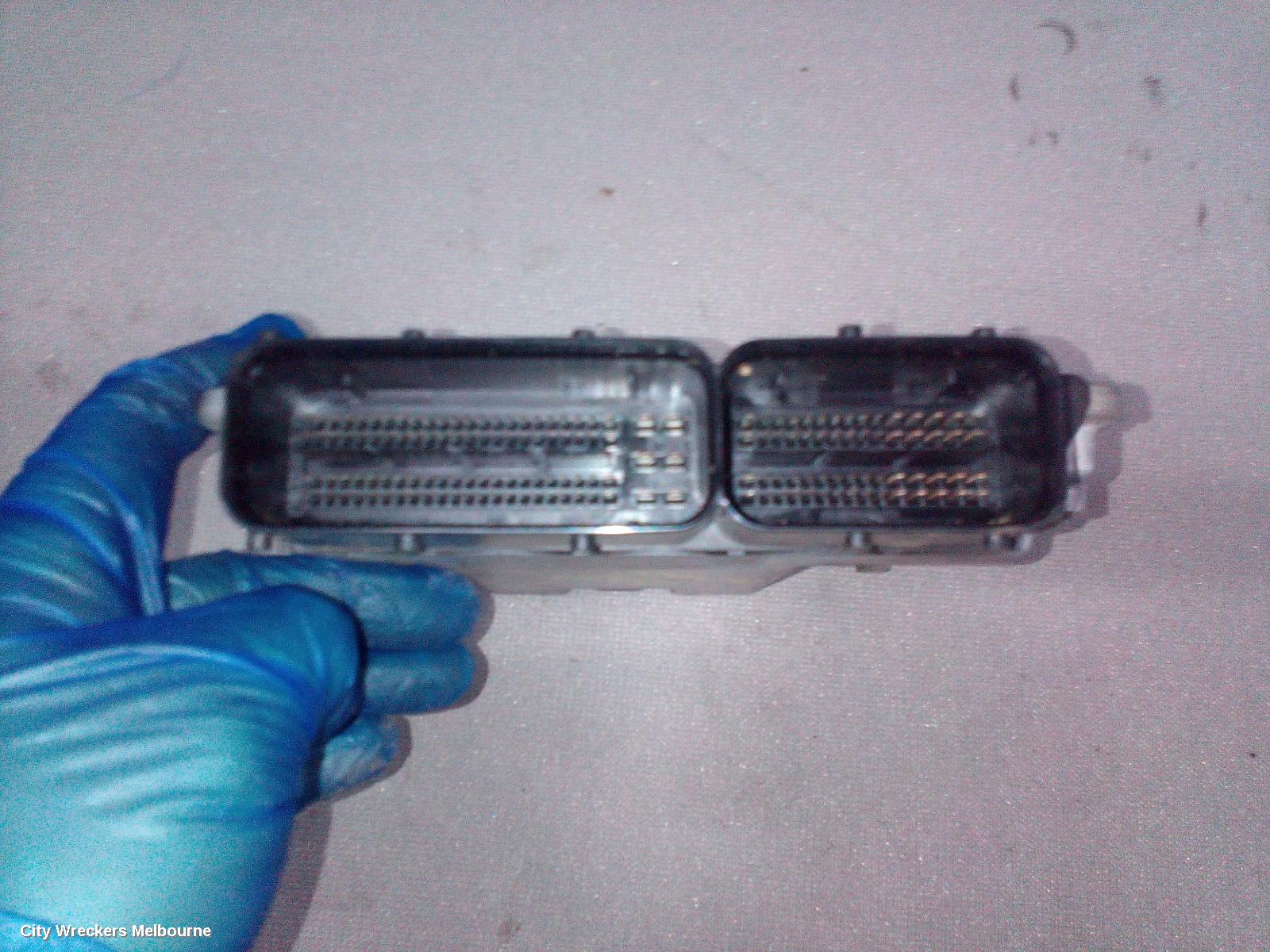 VOLKSWAGEN PASSAT ECU, ENGINE ECU, 2.0, PETROL, BWA CODE, ECU ONLY, 3C/MK6 B6, 03/2006 - 03/2011 - Image 3