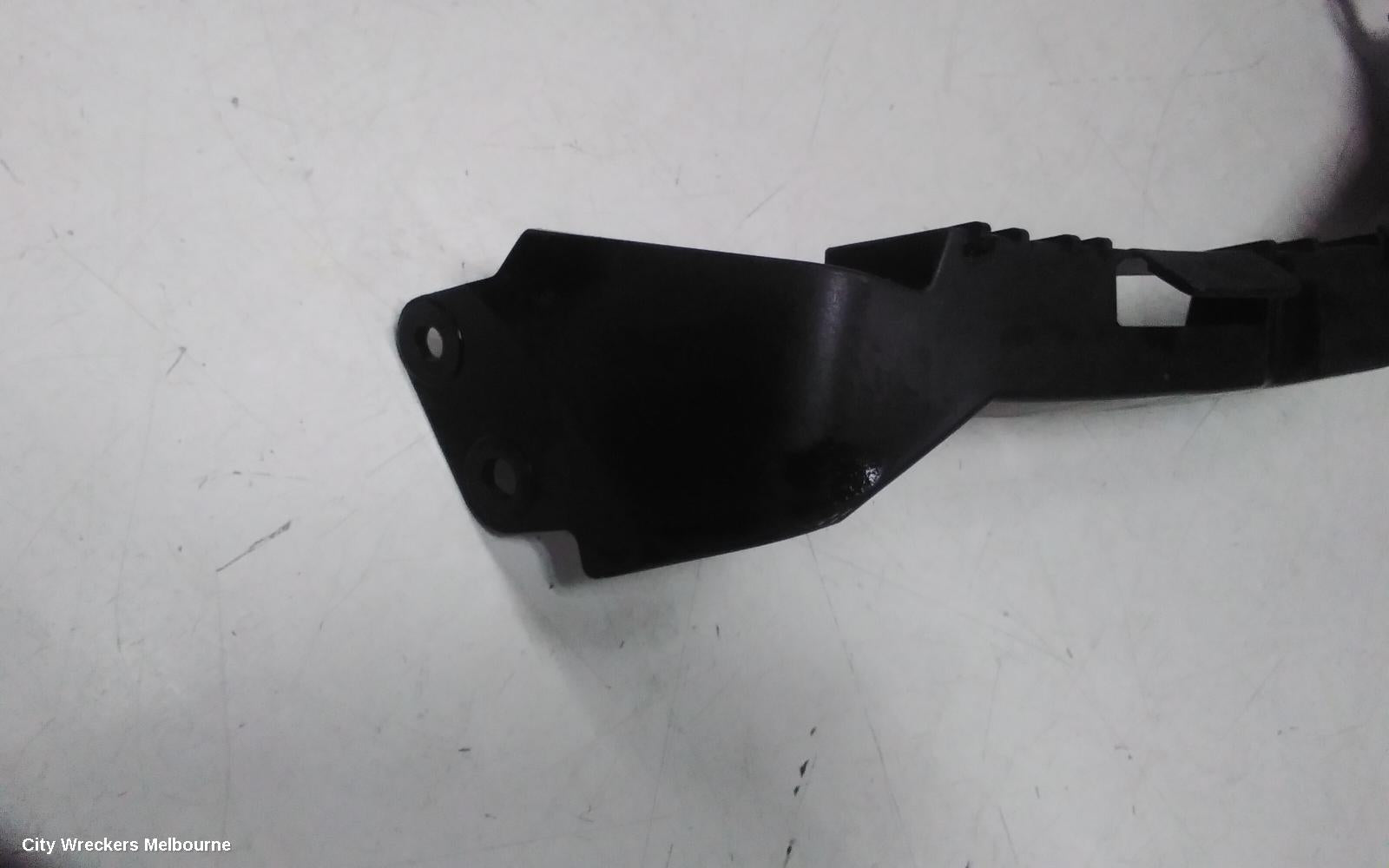 MAZDA 3, BP, 03/2019 ONWARDS, RH HEADLIGHT BRACKET : 141920 - Image 3