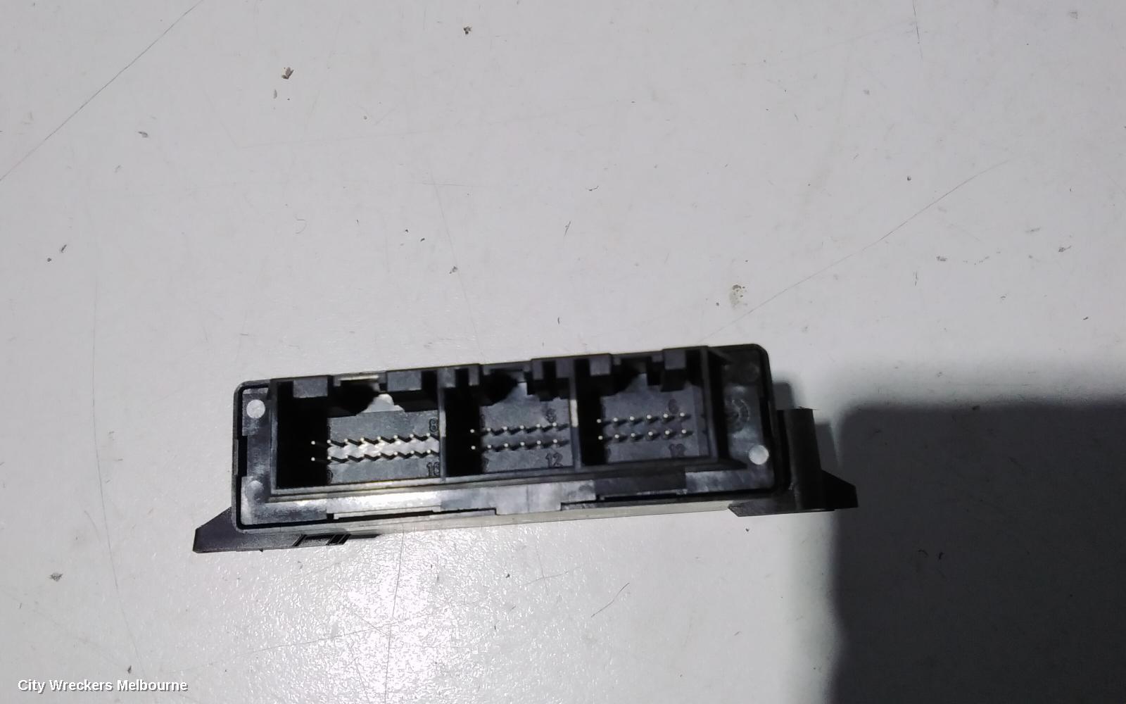 AUDI Q5 ECU, PARK ASSIST MODULE, 8R, 03/2009 - 01/2017 - Image 2