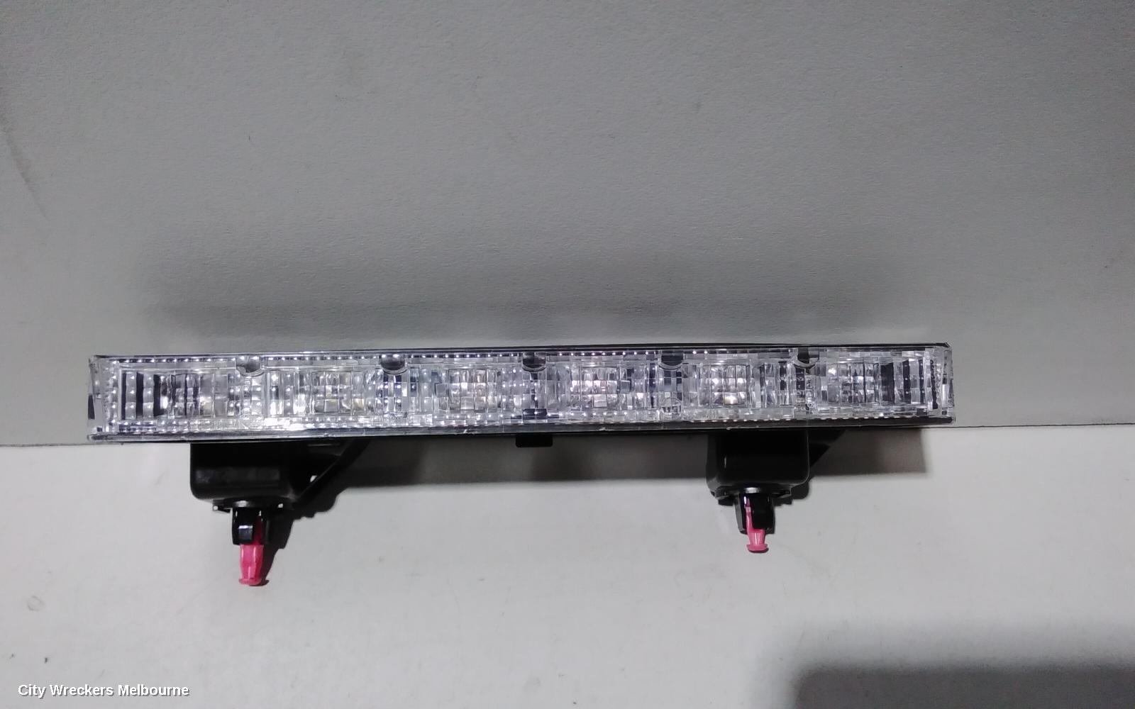 TOYOTA COROLLA HIGH LEVEL STOPLIGHT, ZRE182R 10/2012 - 06/2018 - Image 3