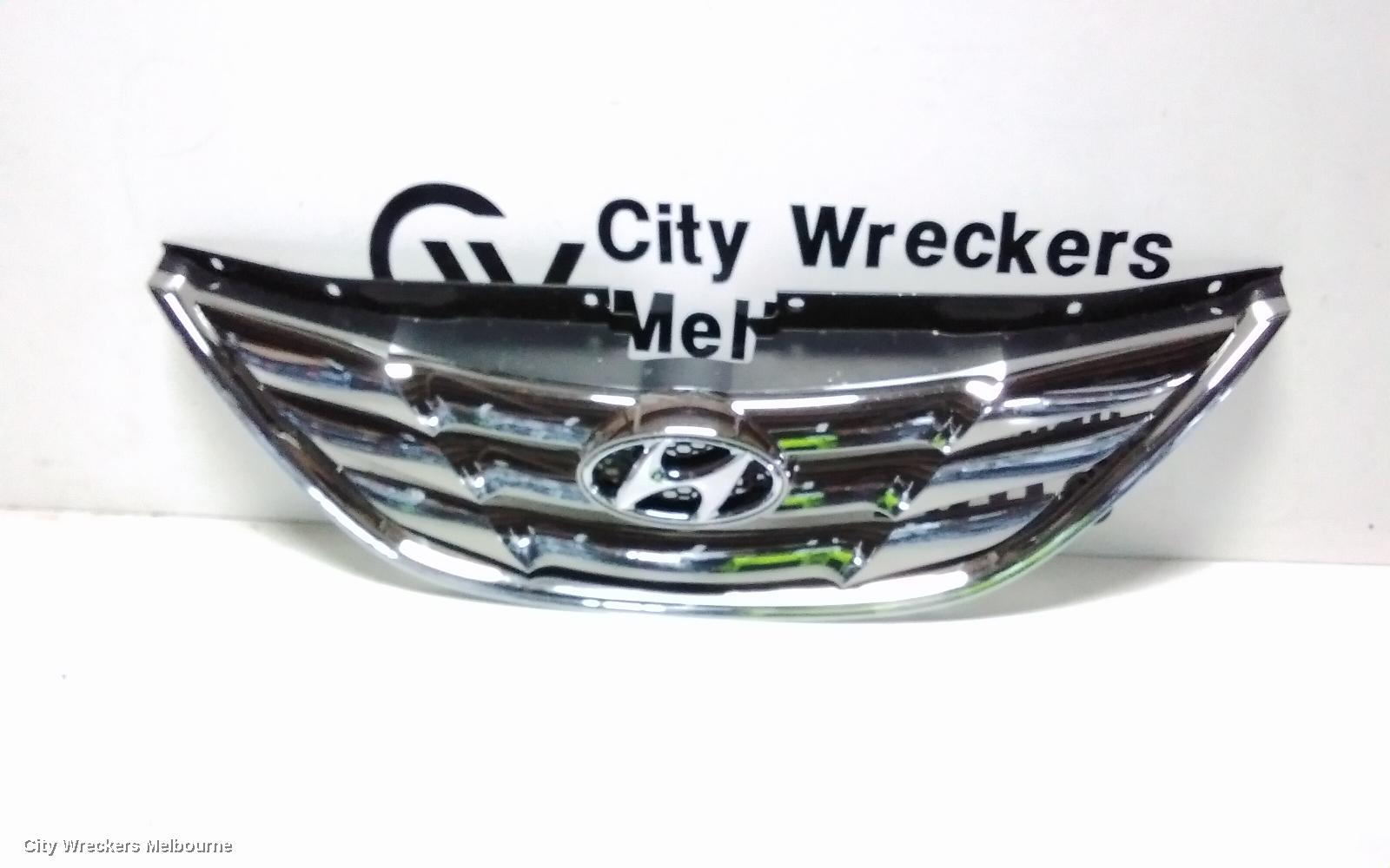 HYUNDAI I45 GRILLE, RADIATOR GRILLE, YF, 02/2010 - 05/2013 (AUS ONLY) - Image 3