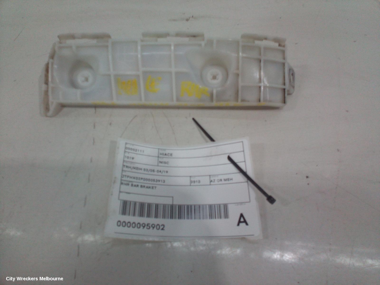 TOYOTA HIACE, TRH/KDH 03/2005 - 04/2019, RHR BAR BRAKET: 95902 - Image 1