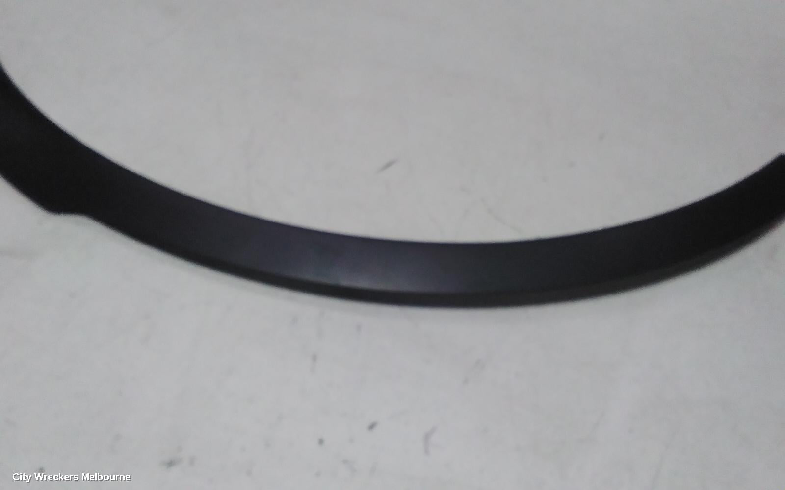 LAND ROVER DISCOVERY WHEEL ARCH FLARE, L462, LH FRONT, NON PARK SENSOR TYPE, MATTE BLACK, 12/2016 ONWARDS - Image 2