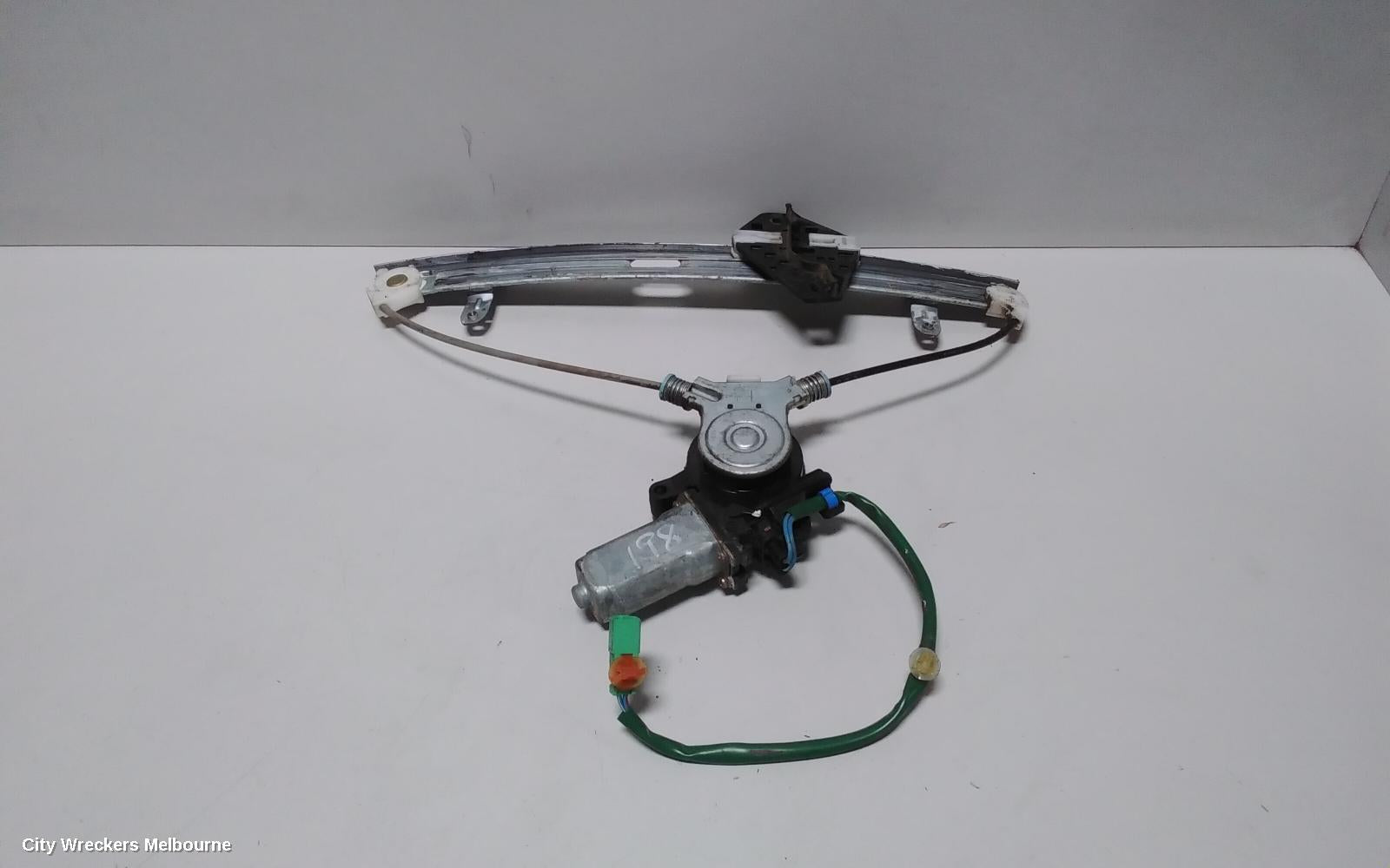 HONDA INTEGRA LEFT FRONT WINDOW REG/MOTOR, 09/2001 - 06/2005 - Image 2