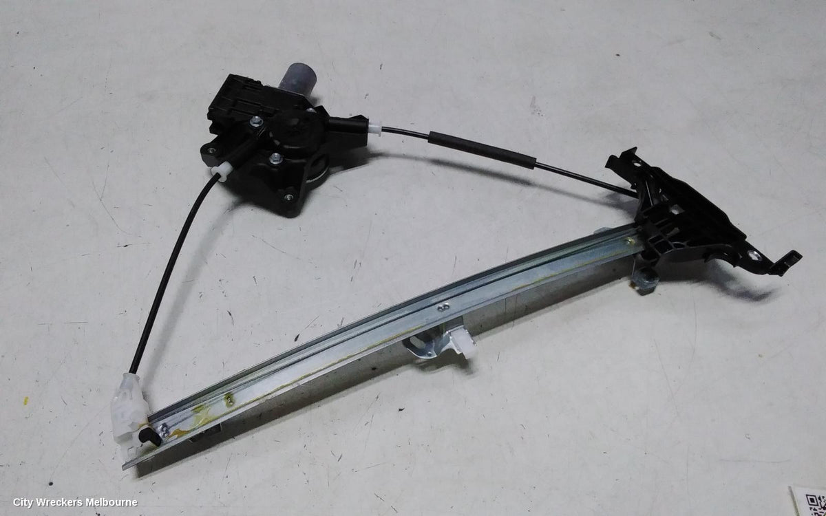TOYOTA YARIS CROSS LEFT REAR WND REG/MOTOR, XP210, 06/2020 ONWARDS - Image 3