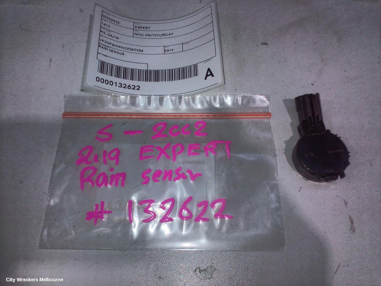PEUGEOT EXPERT, K0, 04/2018 ONWARDS, RAIN SENSOR: 132622 - Image 1