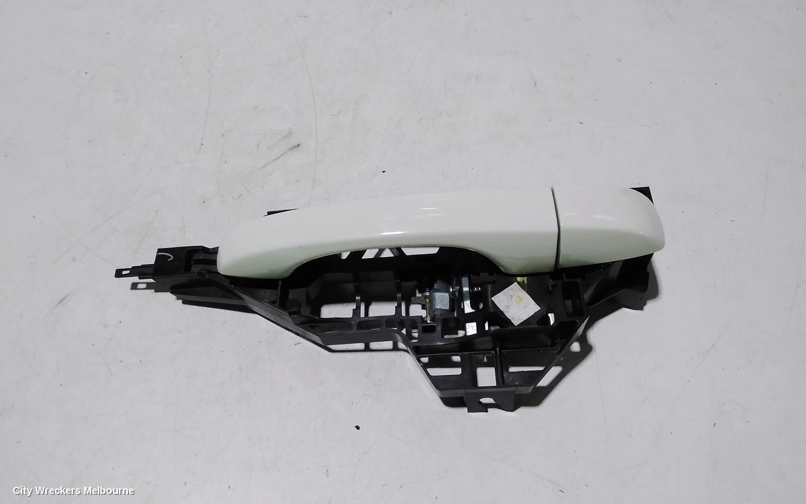 FIAT FREEMONT DOOR HANDLE, OUTER, LH REAR,JF, 04/2013 - 01/2017 - Image 3