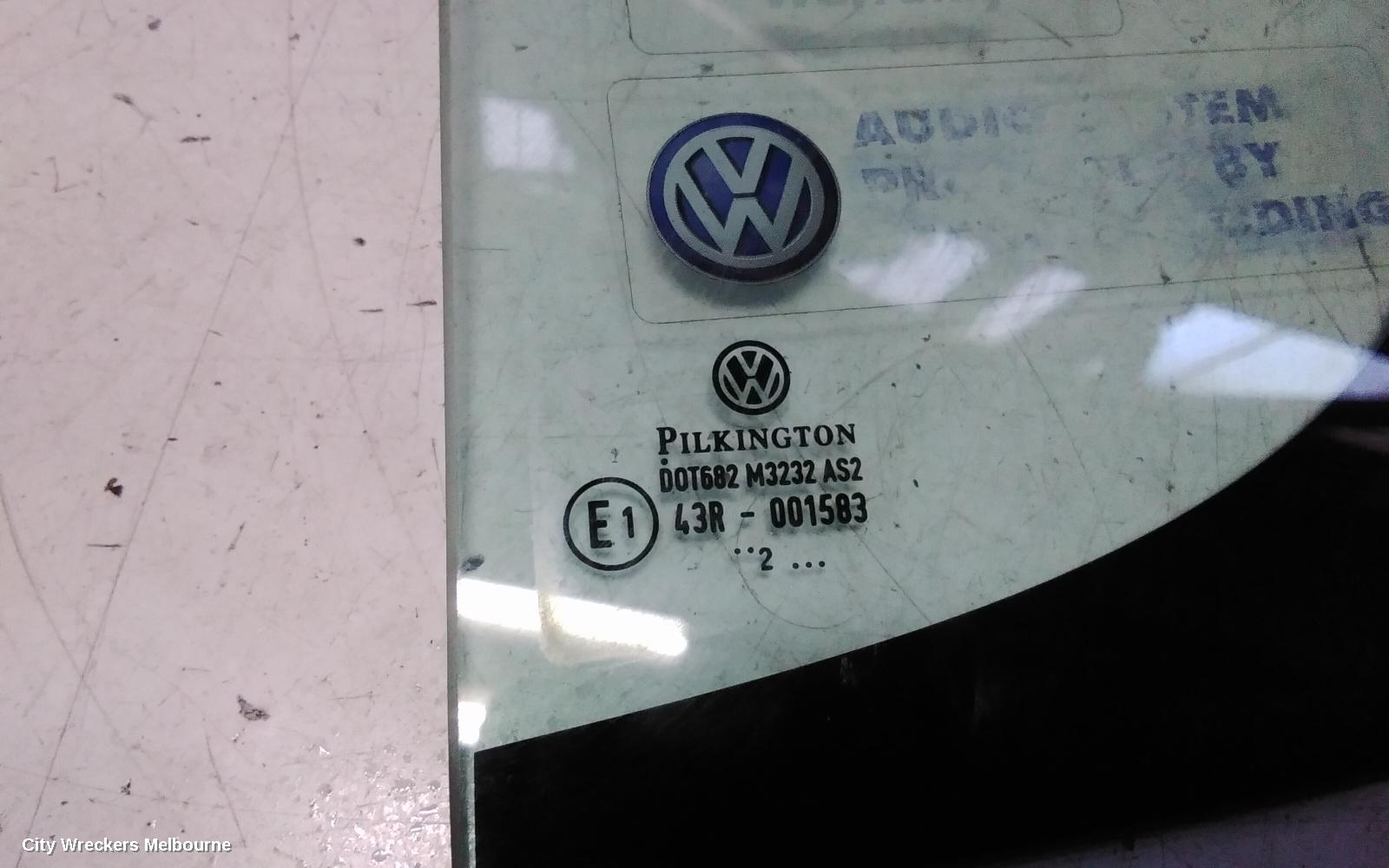 VOLKSWAGEN AMAROK LEFT REAR 1/4 DOOR GLASS, 2H, 12/2010 ONWARDS - Image 3