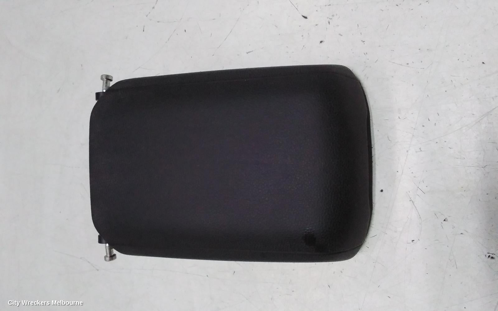 PORSCHE MACAN CONSOLE, 95B, LID ONLY, 06/2014 ONWARDS - Image 1