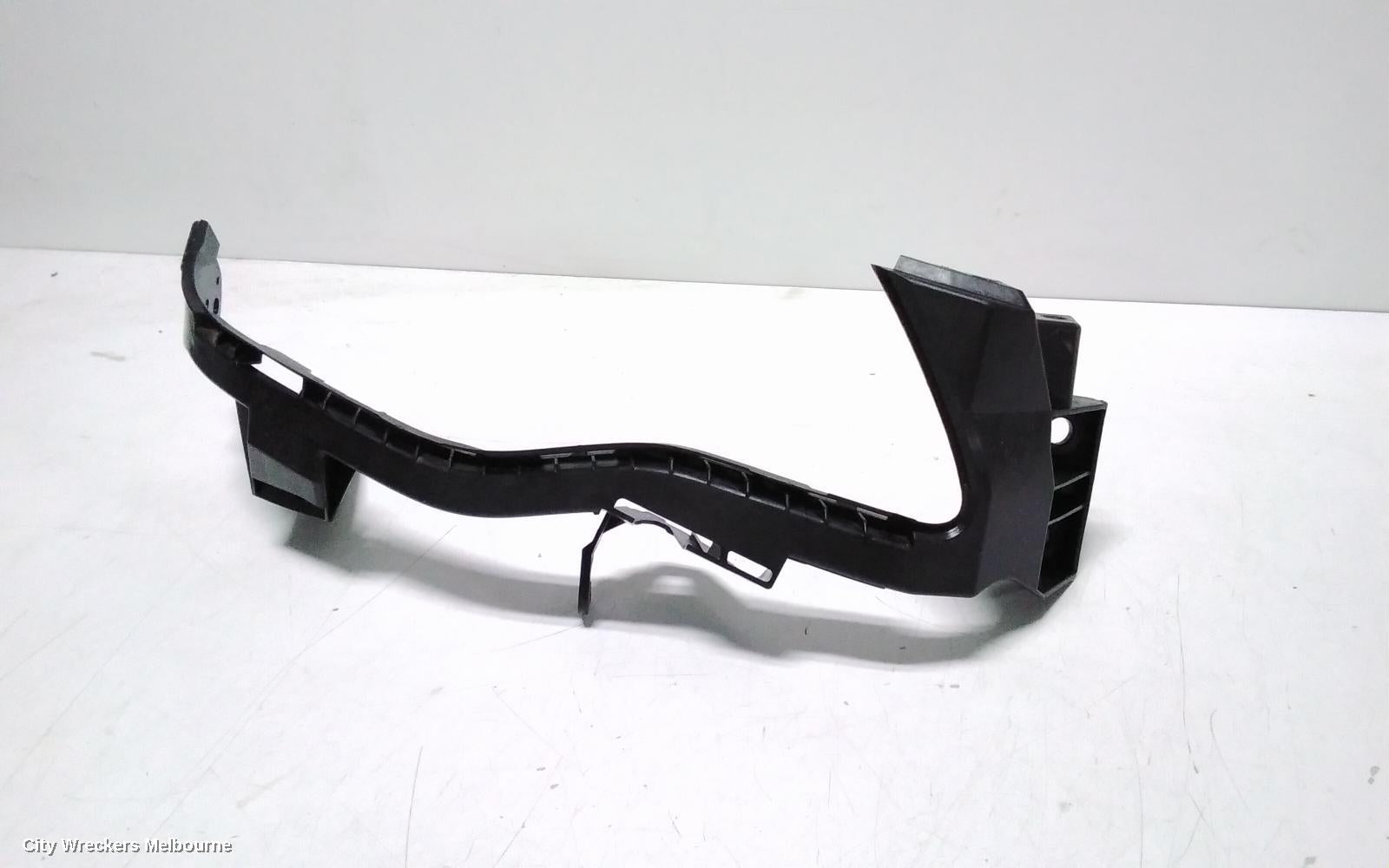 SUBARU XV, G4X, 08/2011 - 04/2017, RHF HEADLIGHT BRAKET: 117709 - Image 2