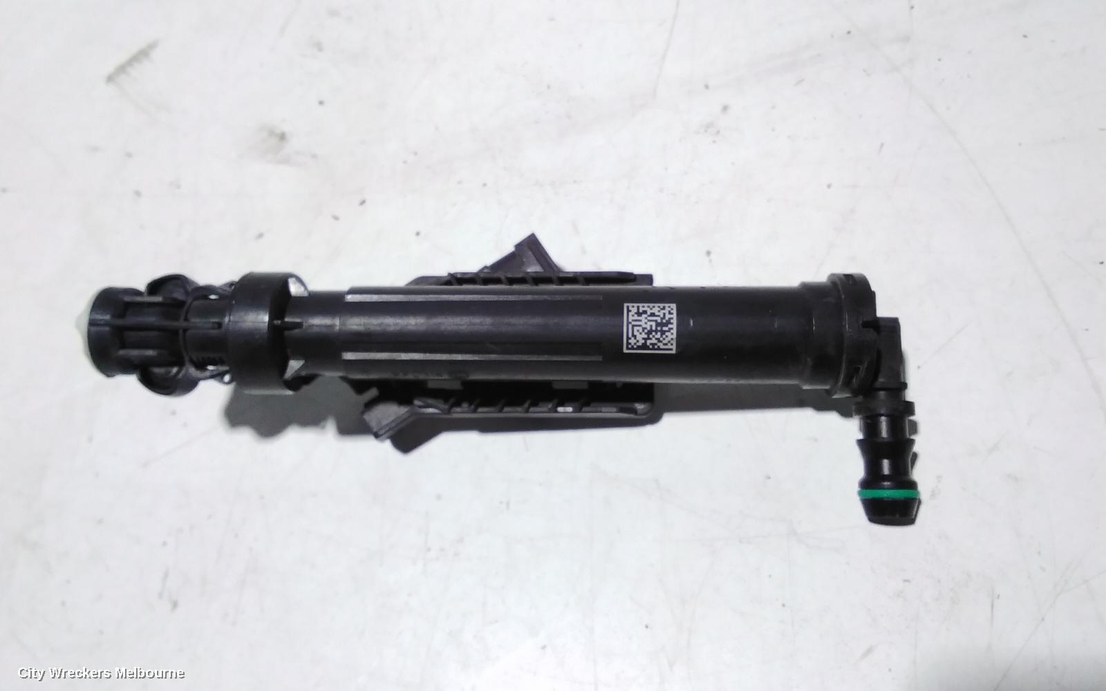 MERCEDES CLA CLASS WASHER JET, C117, 10/2013 - 02/2019 - Image 1