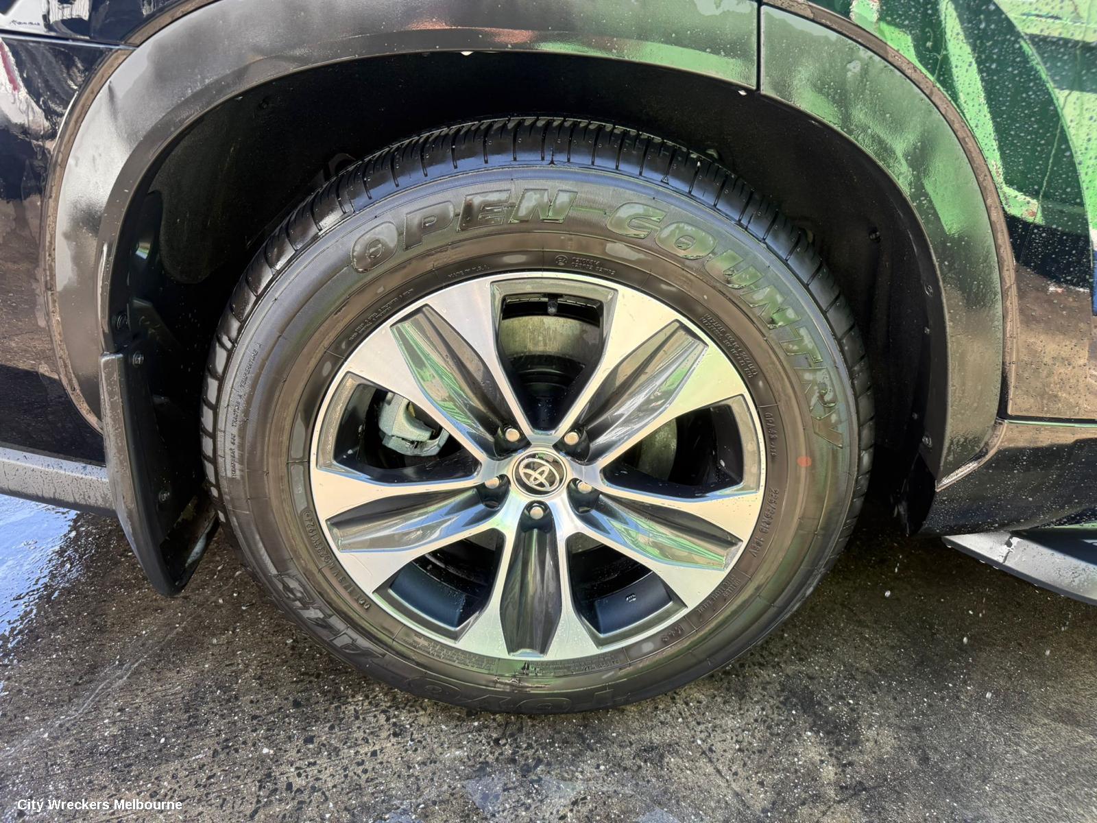 TOYOTA KLUGER WHEEL MAG, FACTORY, 18X7.5IN, 5 SINGLE SPOKE, BICOLOUR, XU70 SERIES, 03/2021 ONWARDS - Image 1