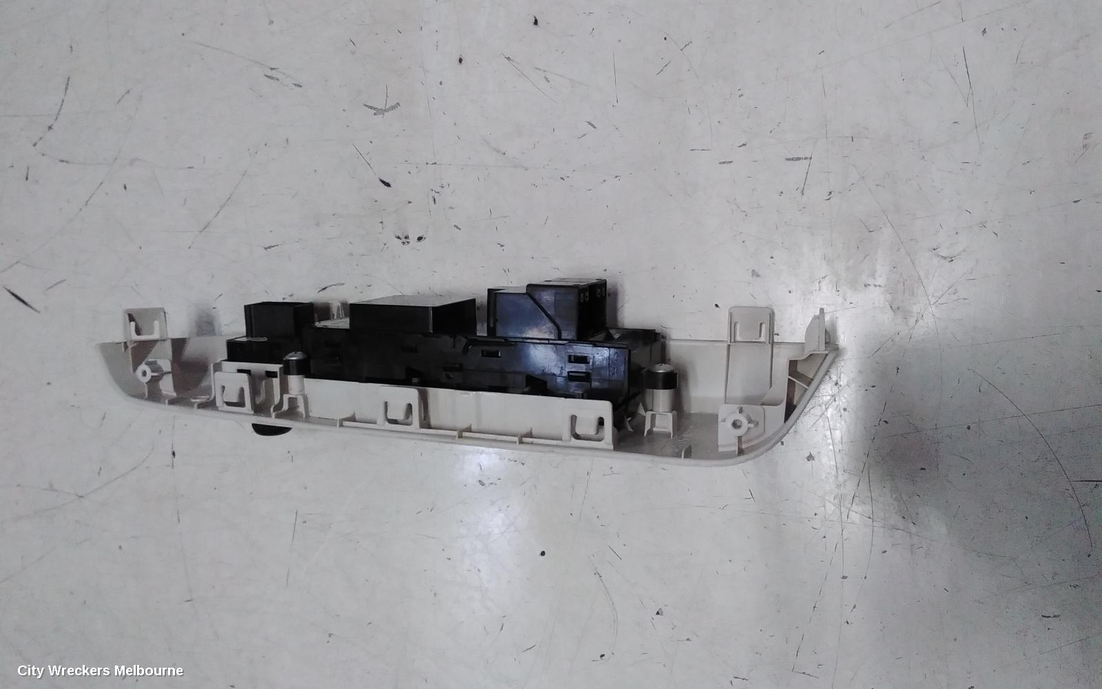 SUZUKI IGNIS PWR DR WIND SWITCH, RH FRONT (MASTER SWITCH), MF, 11/2016 ONWARDS - Image 3