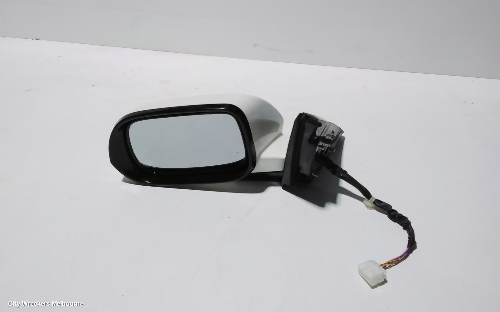 HONDA ACCORD LEFT DOOR MIRROR, 7TH GEN, CL/EURO (VIN JHMCL95/1996), 06/2003 - 03/2008 - Image 3