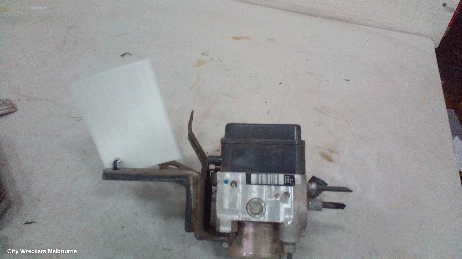 TOYOTA YARIS ABS PUMP/MODULATOR, 3DR/5DR HATCH, NCP9#, 10/2005 - 08/2008 - Image 3