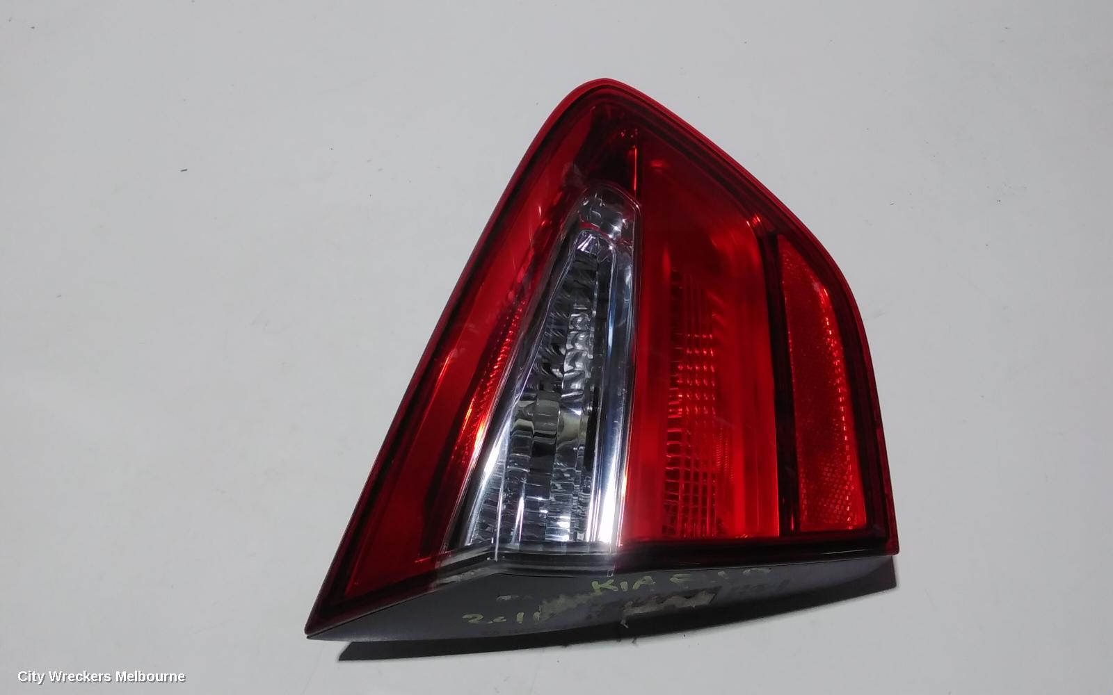 KIA RIO REAR GARNISH, TAILGATE LAMP (LH SIDE), UB, 3DR/5DR HATCH, LED TYPE, 08/2011 - 11/2016 - Image 2