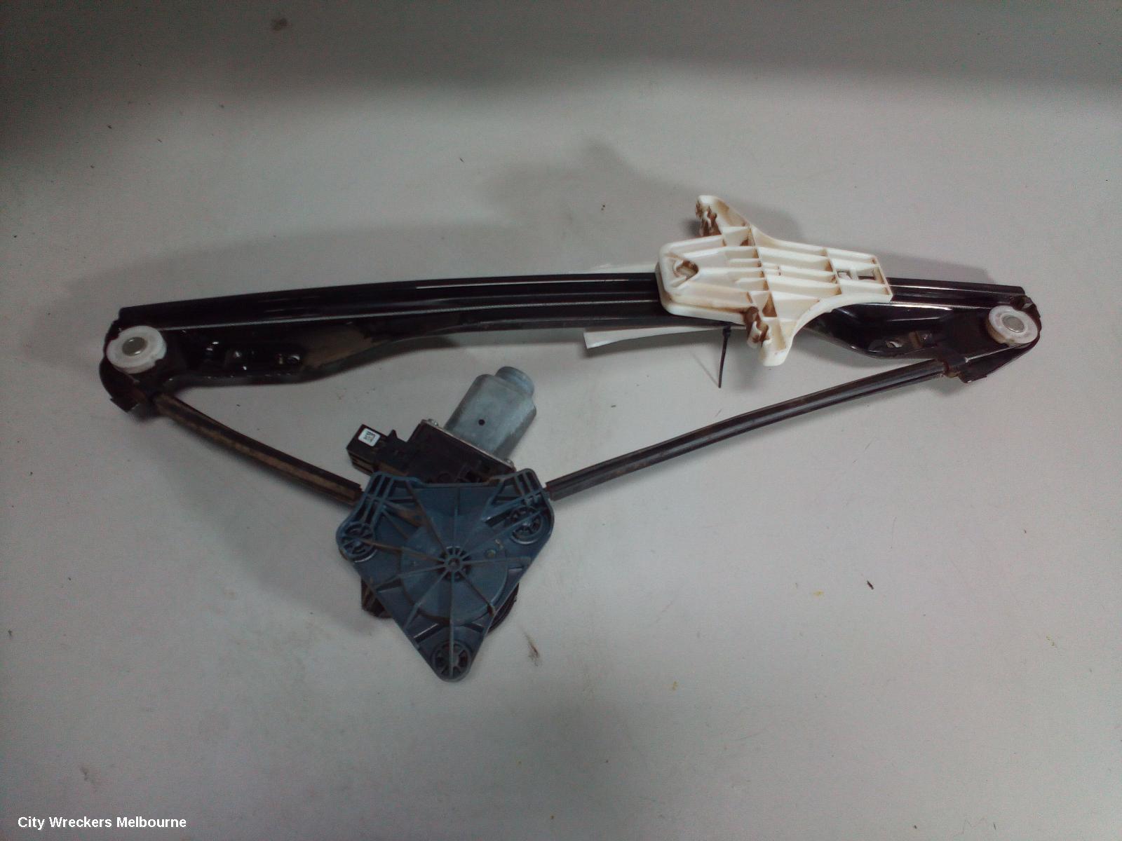 VOLKSWAGEN AMAROK LEFT REAR WND REG/MOTOR, 2H, 12/2010 ONWARDS - Image 2