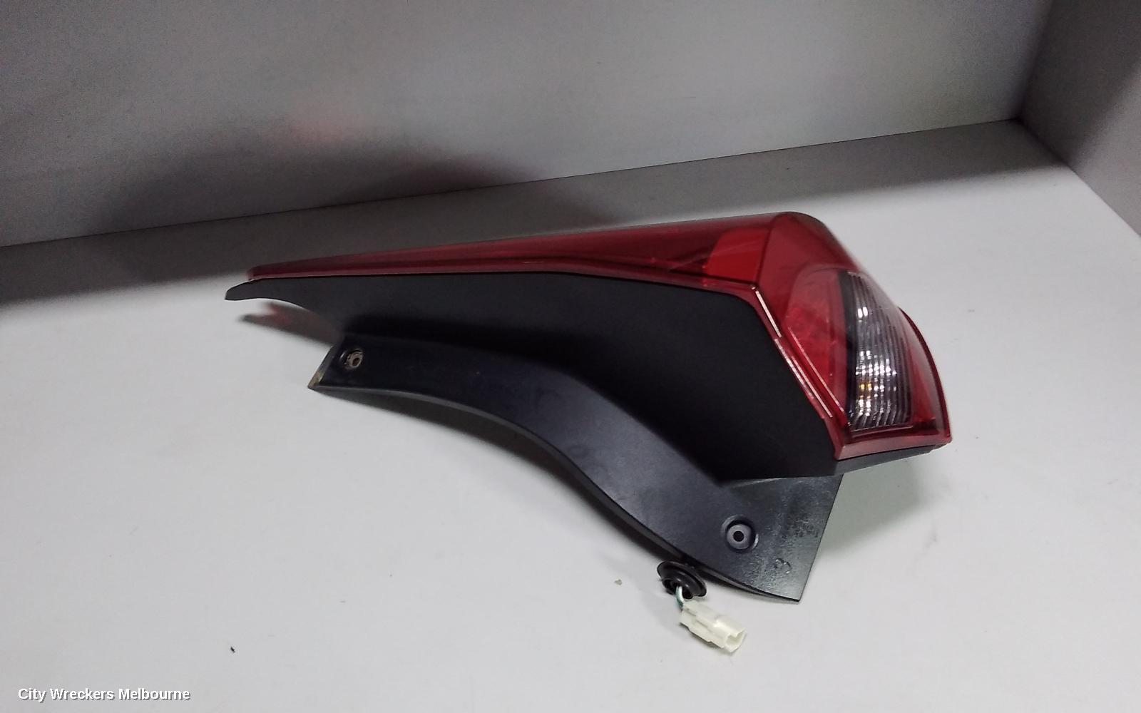 MITSUBISHI ECLIPSE CROSS RIGHT TAILLIGHT, IN BUMPER, YA, 11/2017 ONWARDS - Image 3