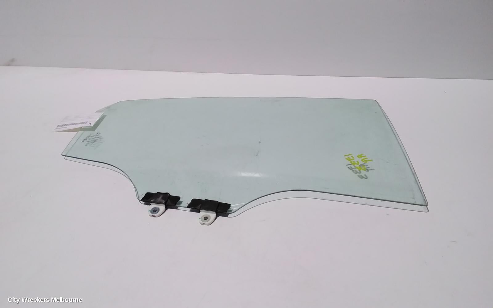 HONDA CIVIC RIGHT REAR DOOR WINDOW, 10TH GEN, HATCH, 05/2016 ONWARDS - Image 1