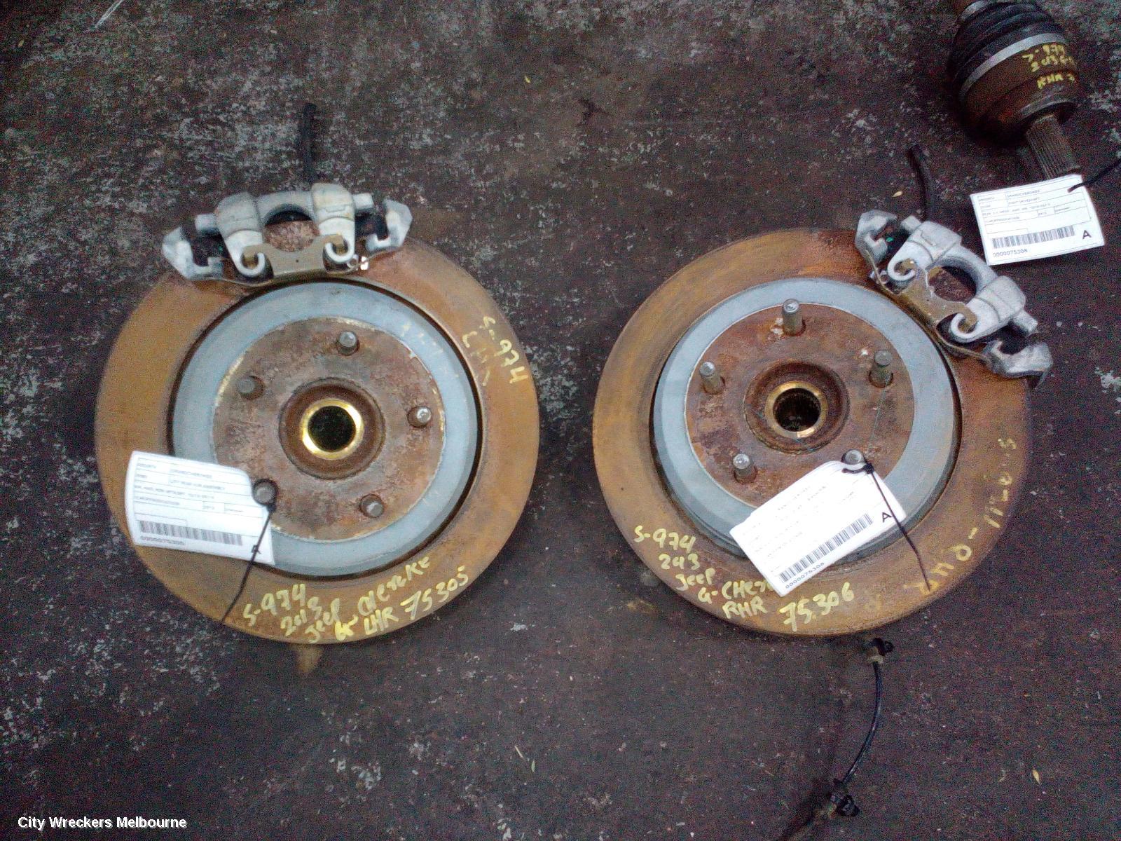 JEEP GRANDCHEROKEE LEFT REAR HUB ASSEMBLY, WK, 4WD, NON SRT8/SRT, 10/2010 - 09/2016 - Image 2