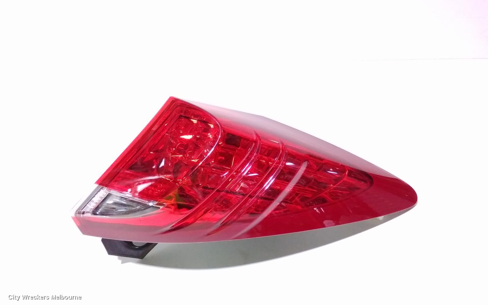 HONDA CIVIC RIGHT TAILLIGHT, 9TH GEN, HATCH (VIN SHHFK), 06/2012 - 03/2015 - Image 1