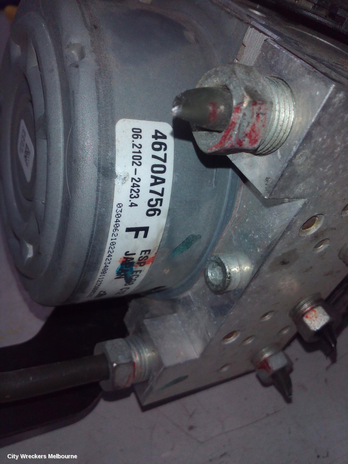 MITSUBISHI OUTLANDER ABS PUMP/MODULATOR, ZJ, P/N 4670A756, 10/2012 - 03/2015 - Image 2