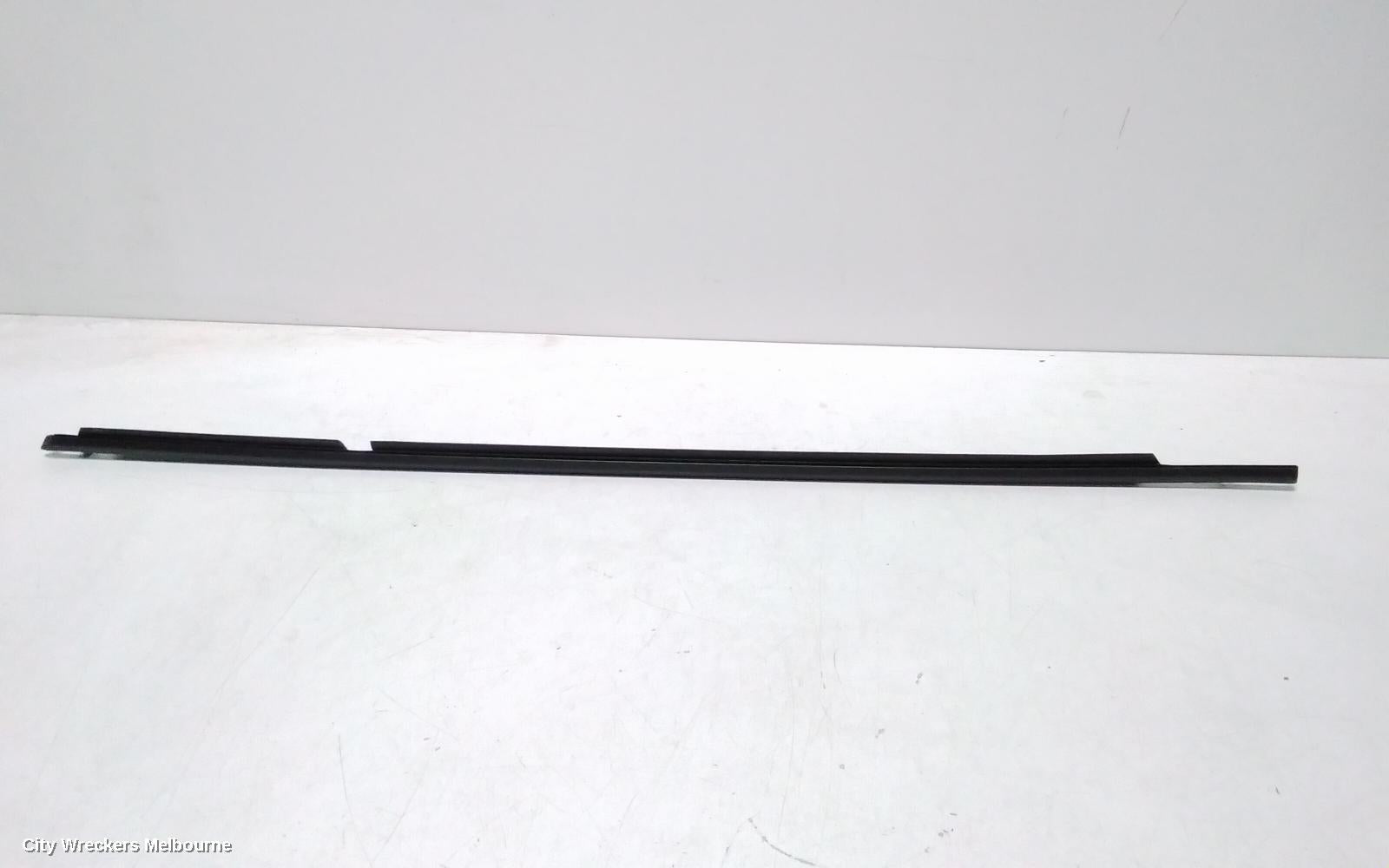 TOYOTA RAV4 DOOR MOULD, RHR DOOR BELT UNDER THE WINDOW ~ BLACK : 115069, XA50, 11/2018 - 12/2025 - Image 3