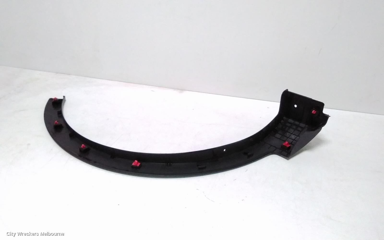 KIA SORENTO WHEEL ARCH FLARE, LH FRONT, UM, 06/2015 - 01/2020 - Image 3