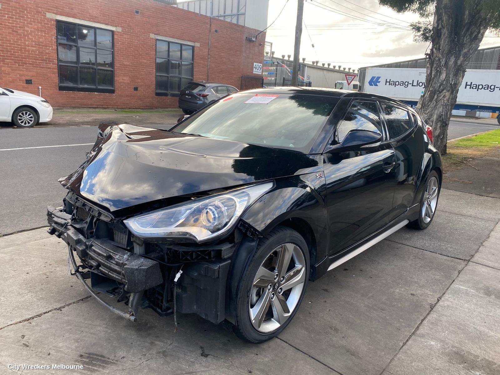 HYUNDAI VELOSTER BOOTLID/TAILGATE, TAILGATE, FS, WIPERED, W/ COLOUR CODED SPOILER TYPE, TURBO, 12/2011 - 02/2018 - Image 3