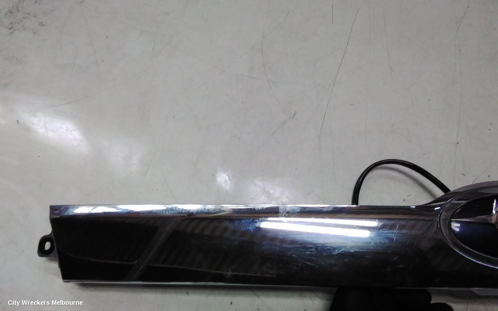 SUBARU IMPREZA REAR GARNISH, CENTRE, HATCH, CHROME, G3, 04/2007 - 12/2013 - Image 3